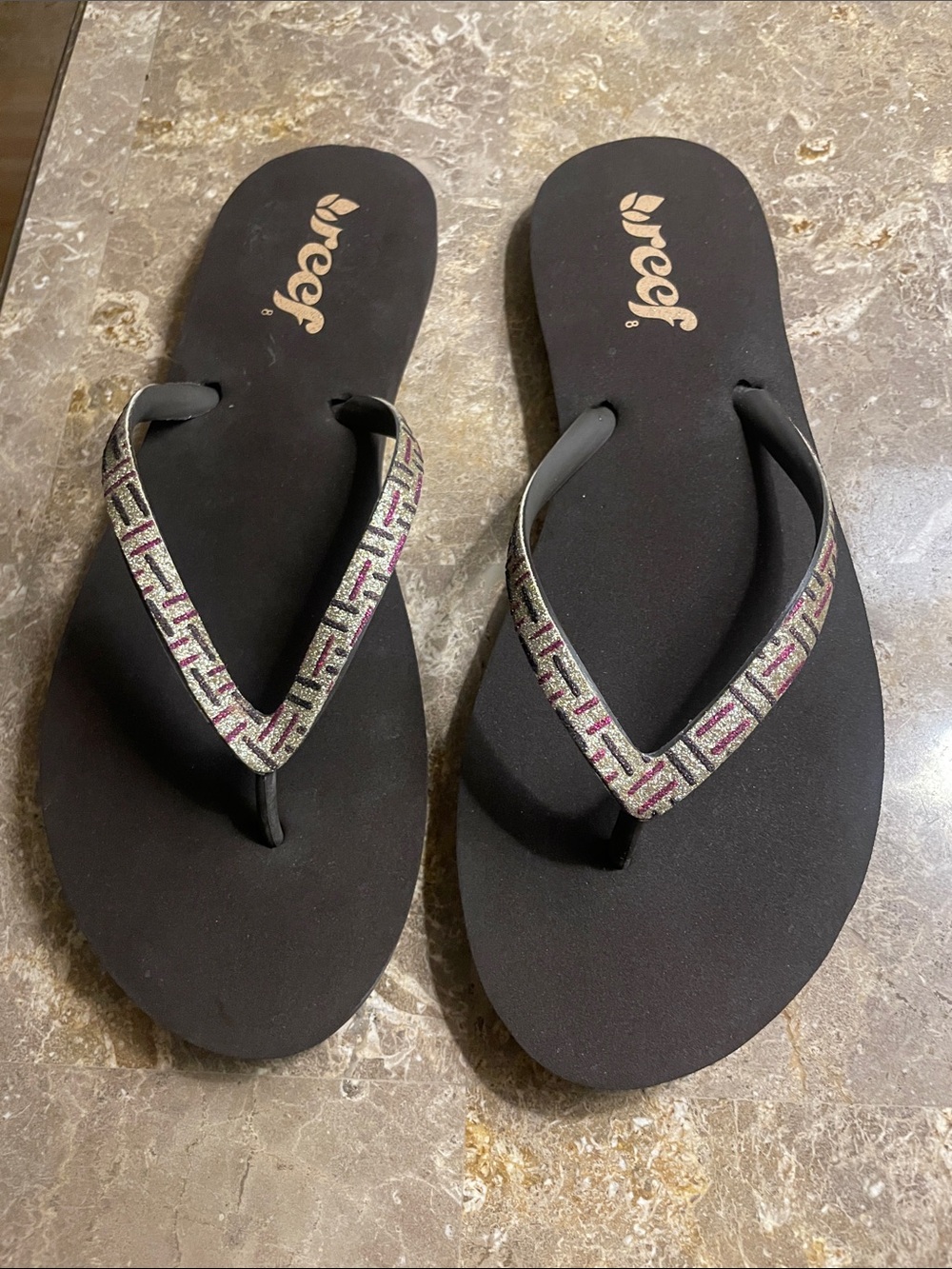 Reef Women’s Brown Stargazer Flip Flop Sandals with Patterned Straps Size 8-9
